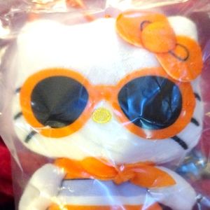 🐿️ Hello Kitty Series 3 orange sunnies plush